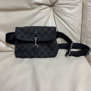 Vintage GUCCI Black Canvas Small Waist Pouch Belt Bag